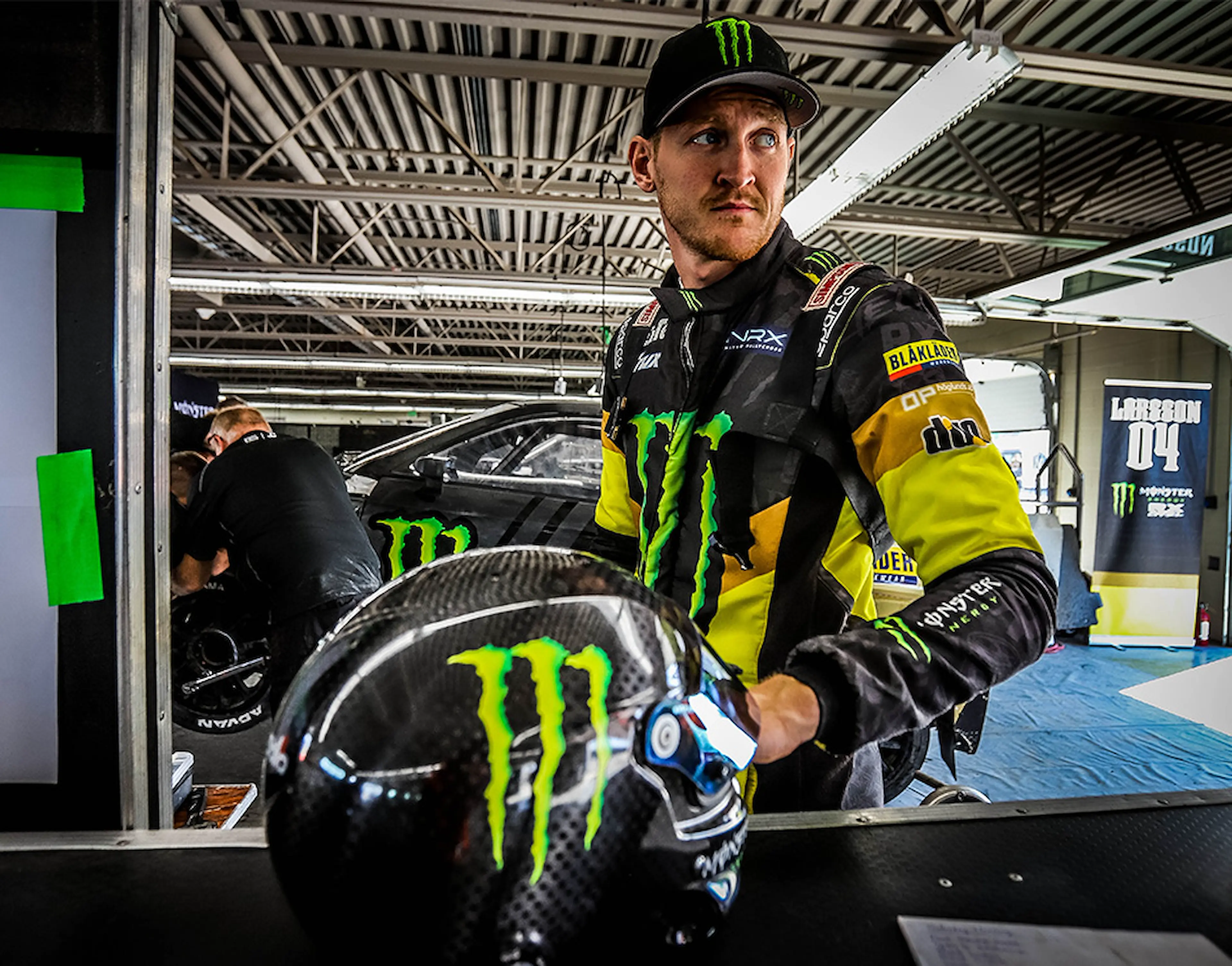 robin_larsson_portrait_950x745