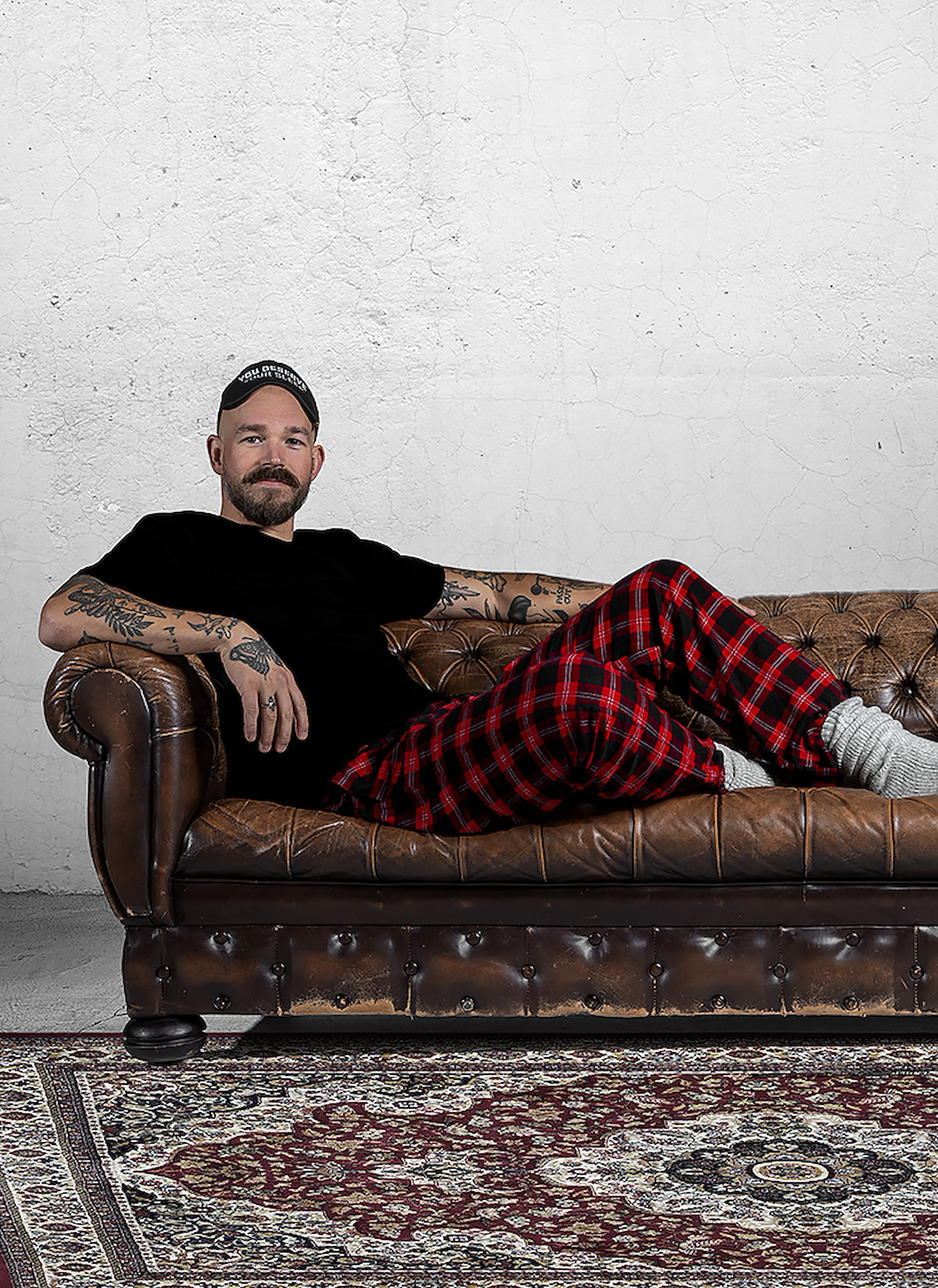 BLK-Christmas23_750x1030