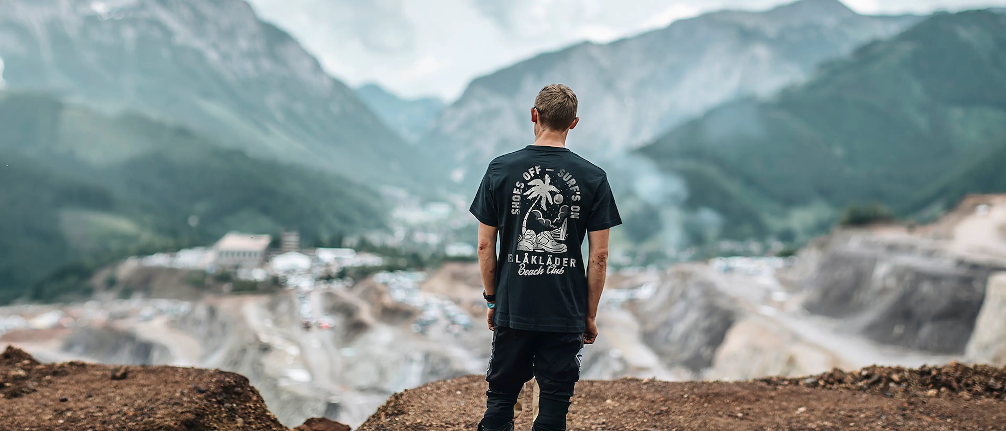Hero_T-shirt-1680x720px
