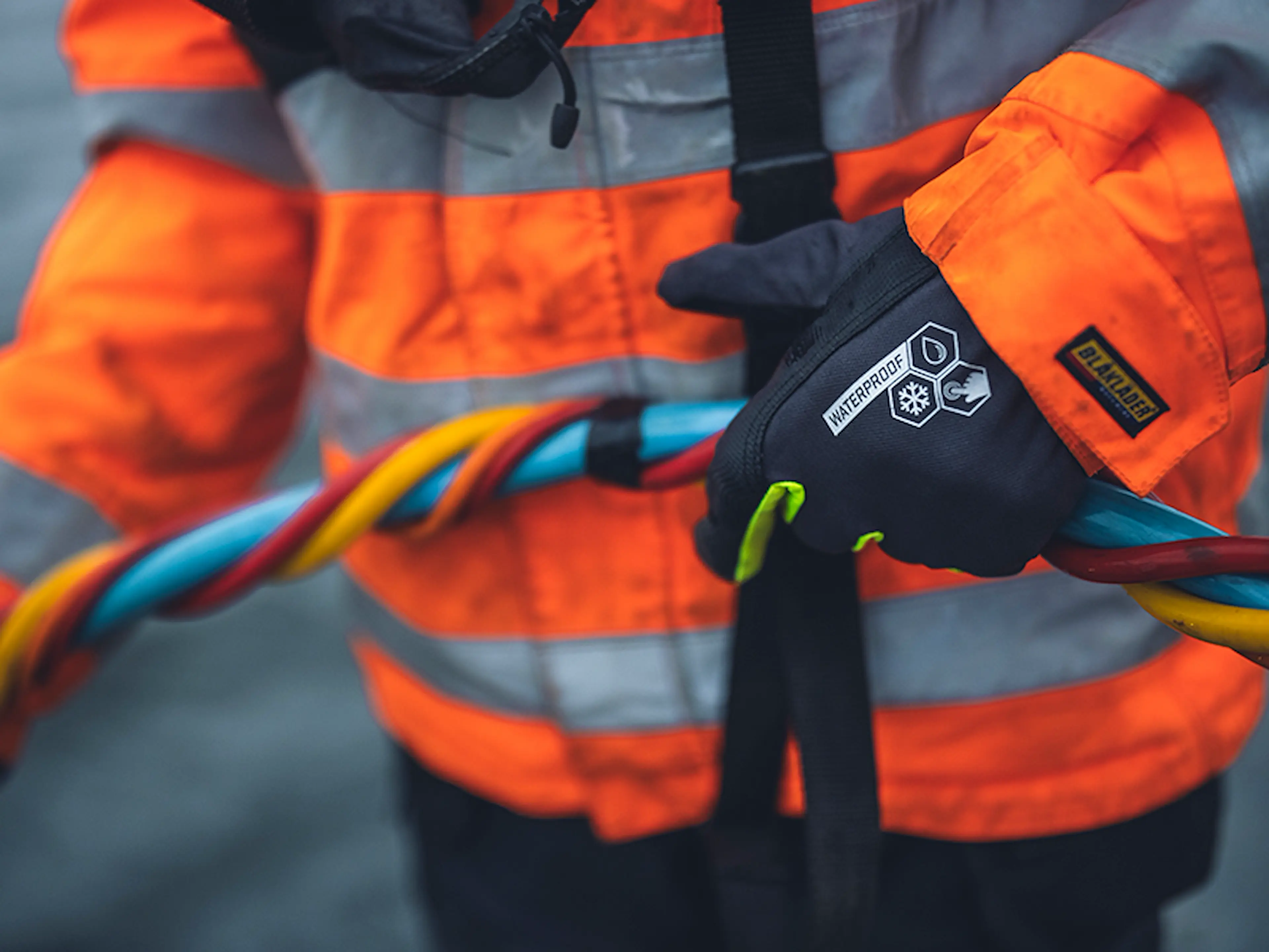 Gloves_Supreme-3-800x600px