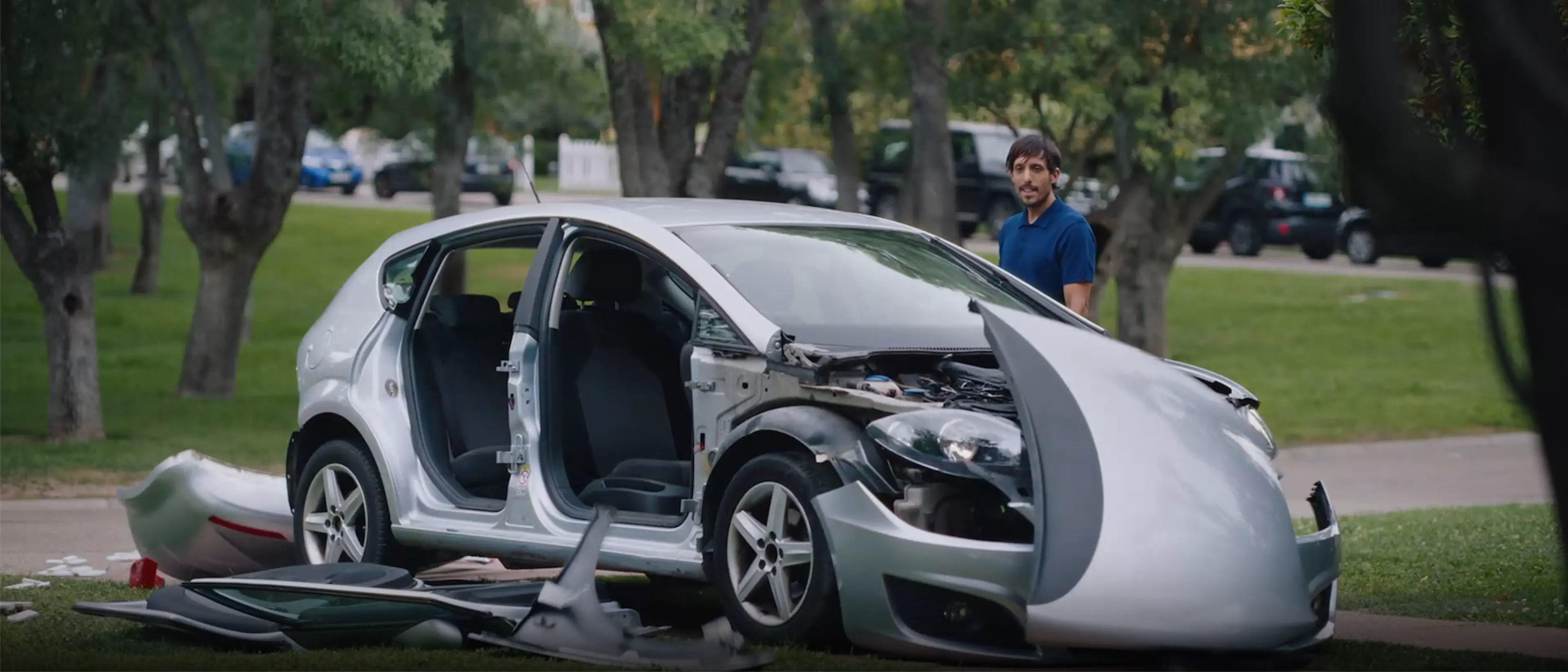 movie_car_mobile_1680x720