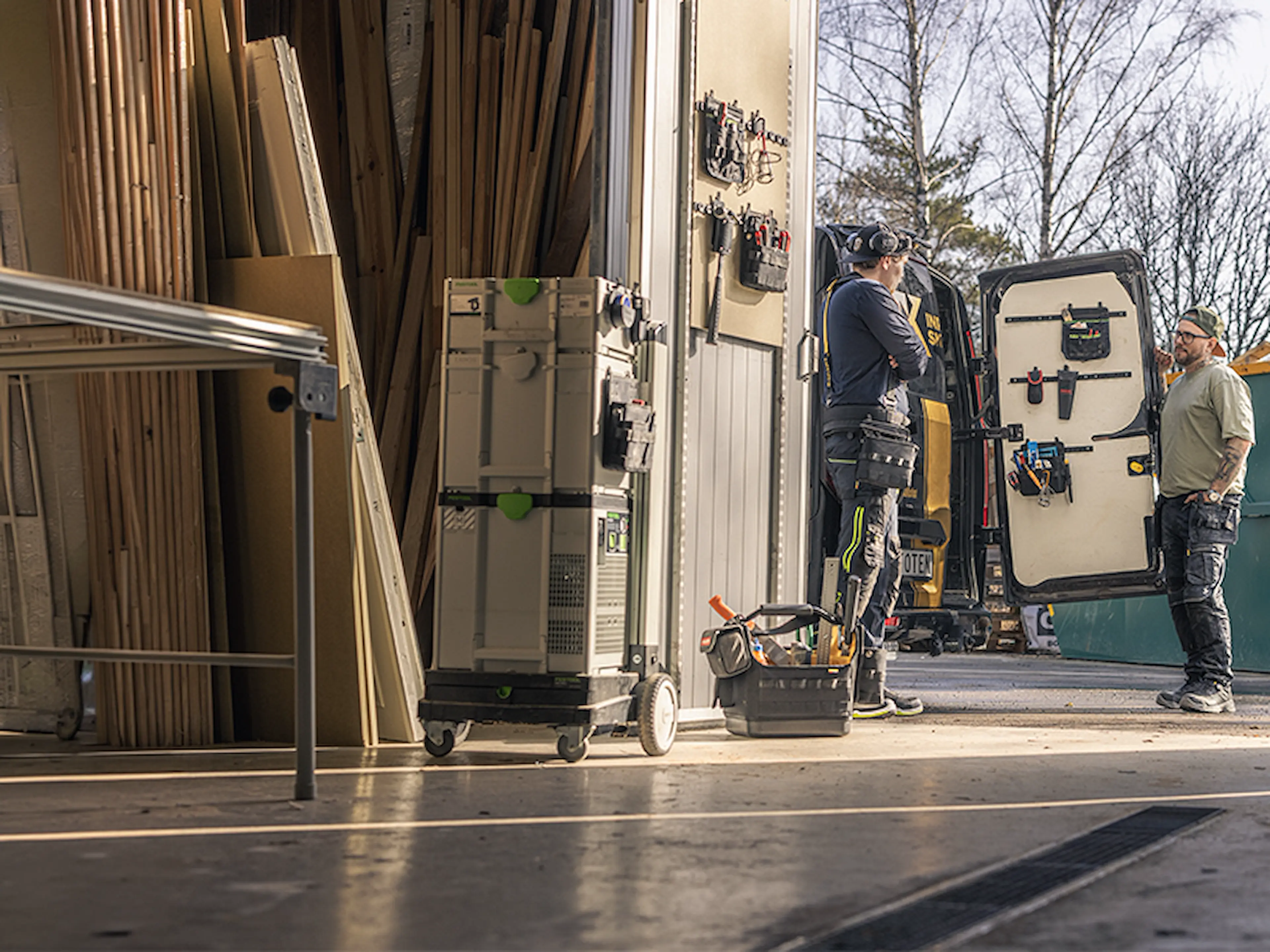 BLK-Toolrig_Spot_800x600px-260409