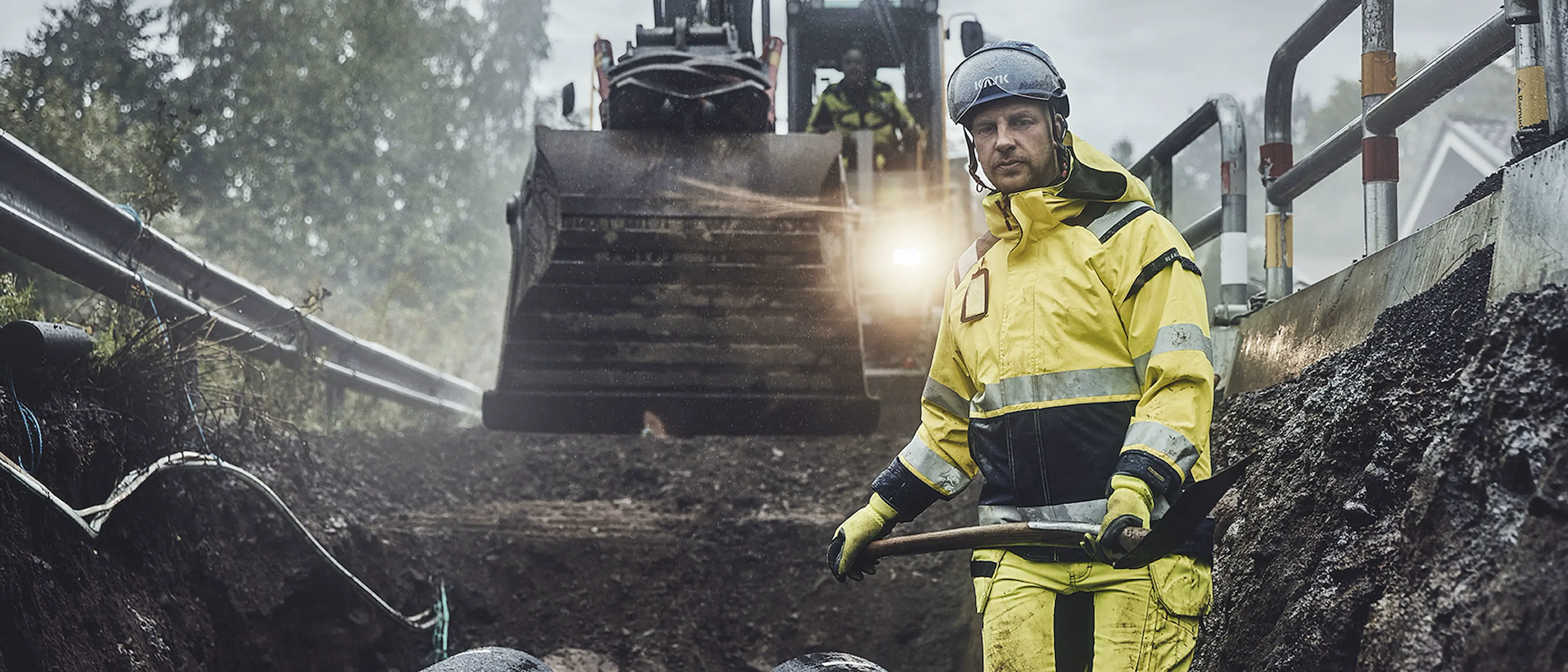 highvis_1680x720