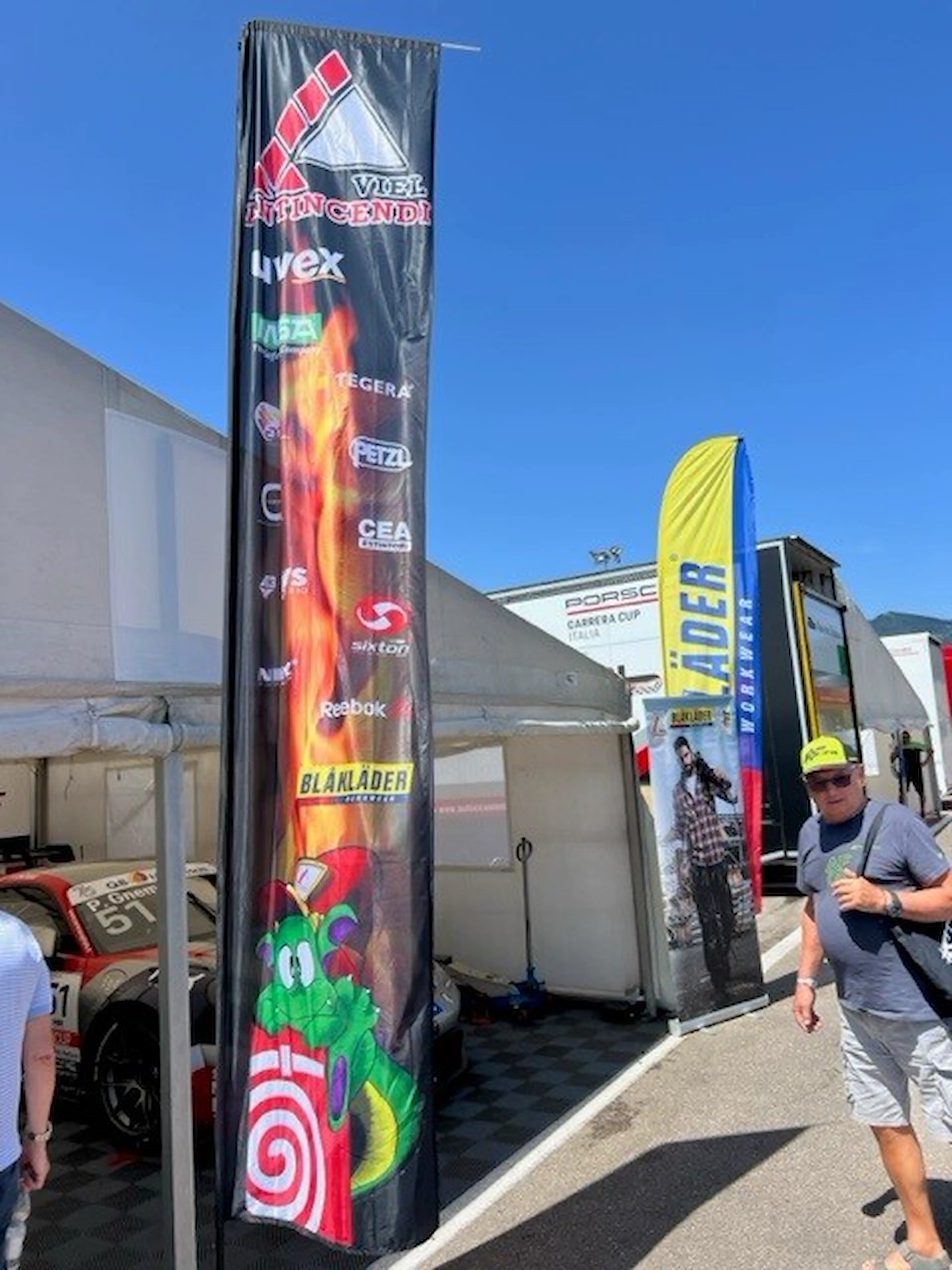 FONTANA4