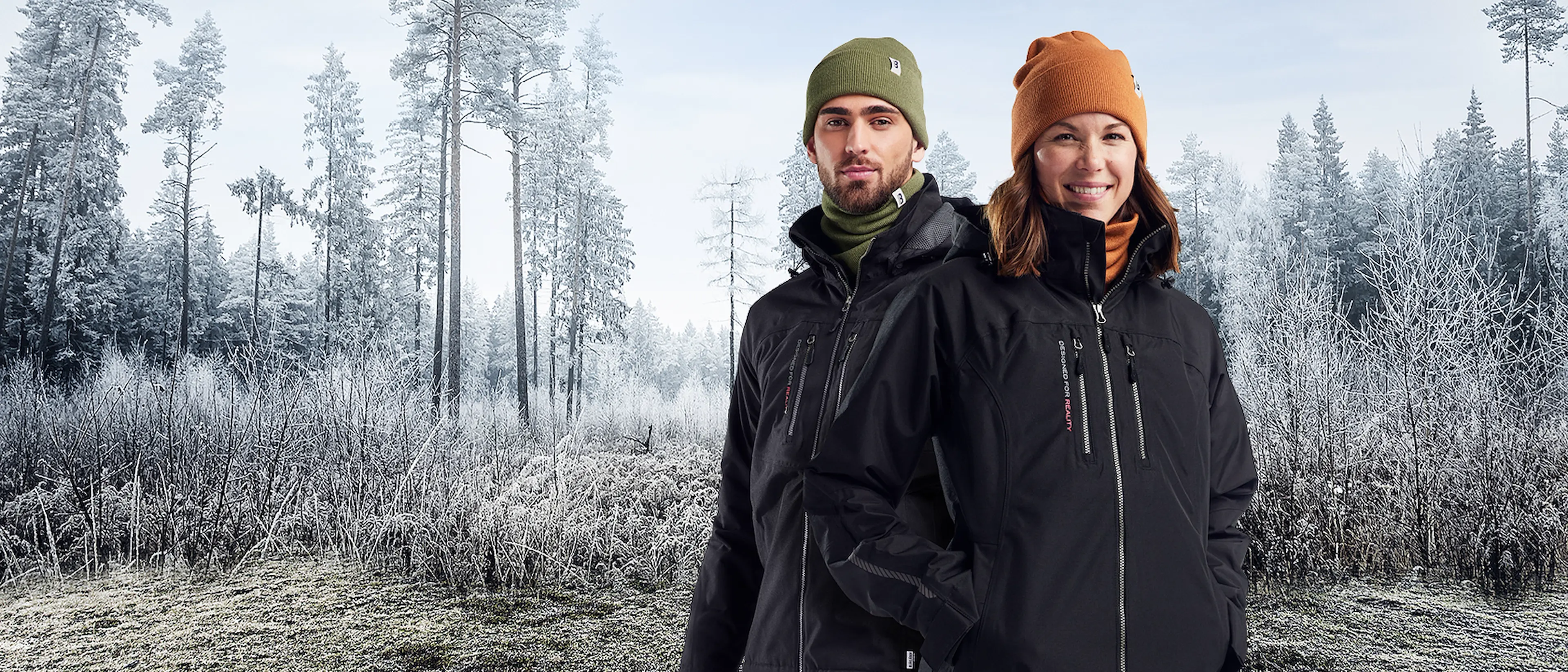 ECM_Hero_AW22_1680x720_Beanie_bg