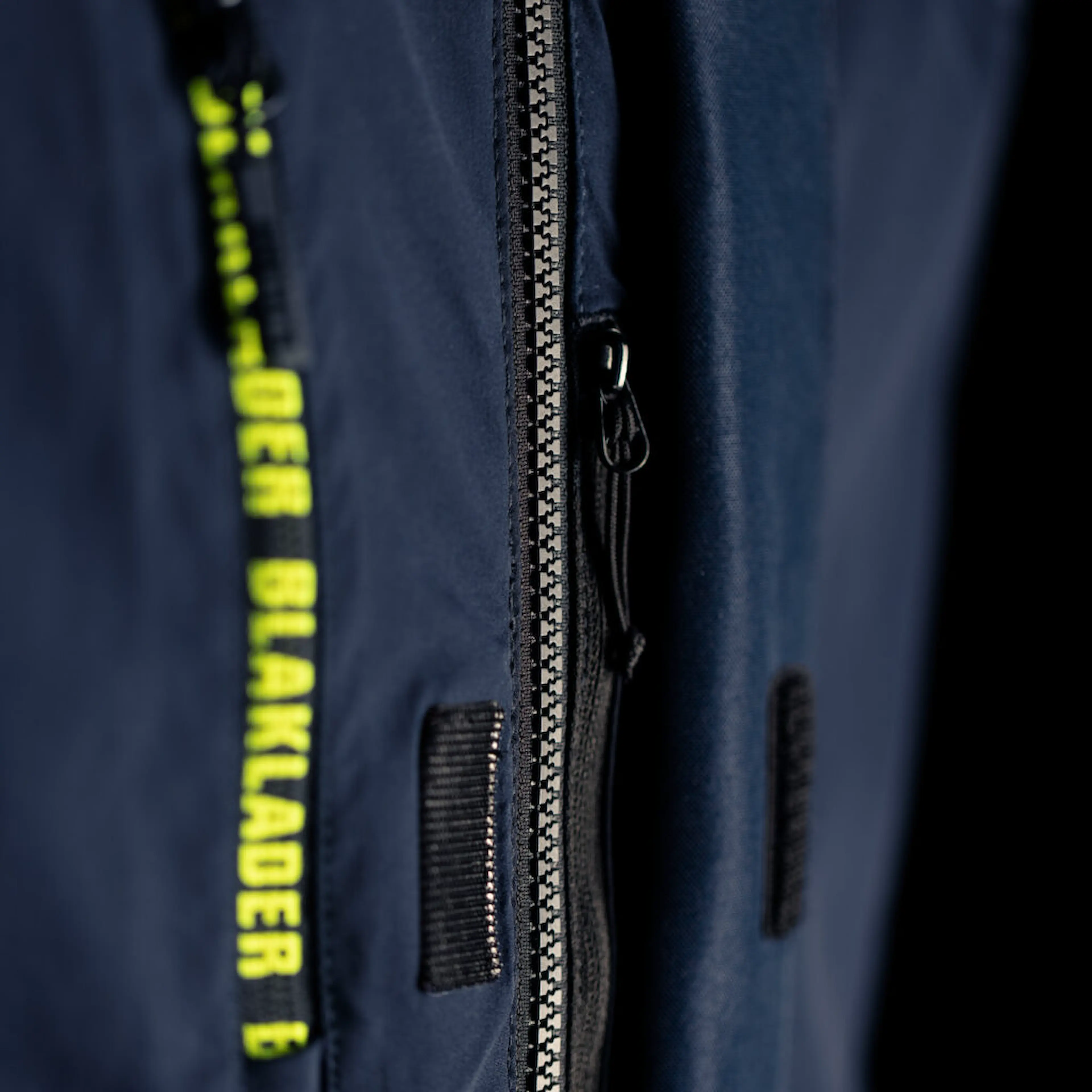 4484-Zipper_iPad_Pocket-1