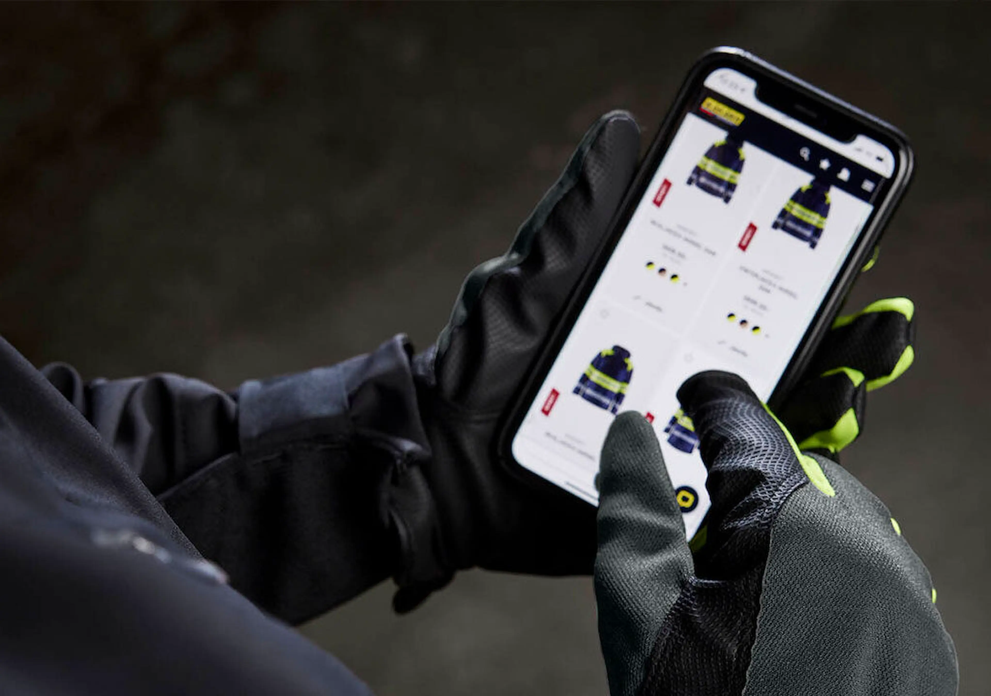 glove_b2b_abm_1680x720-jpg