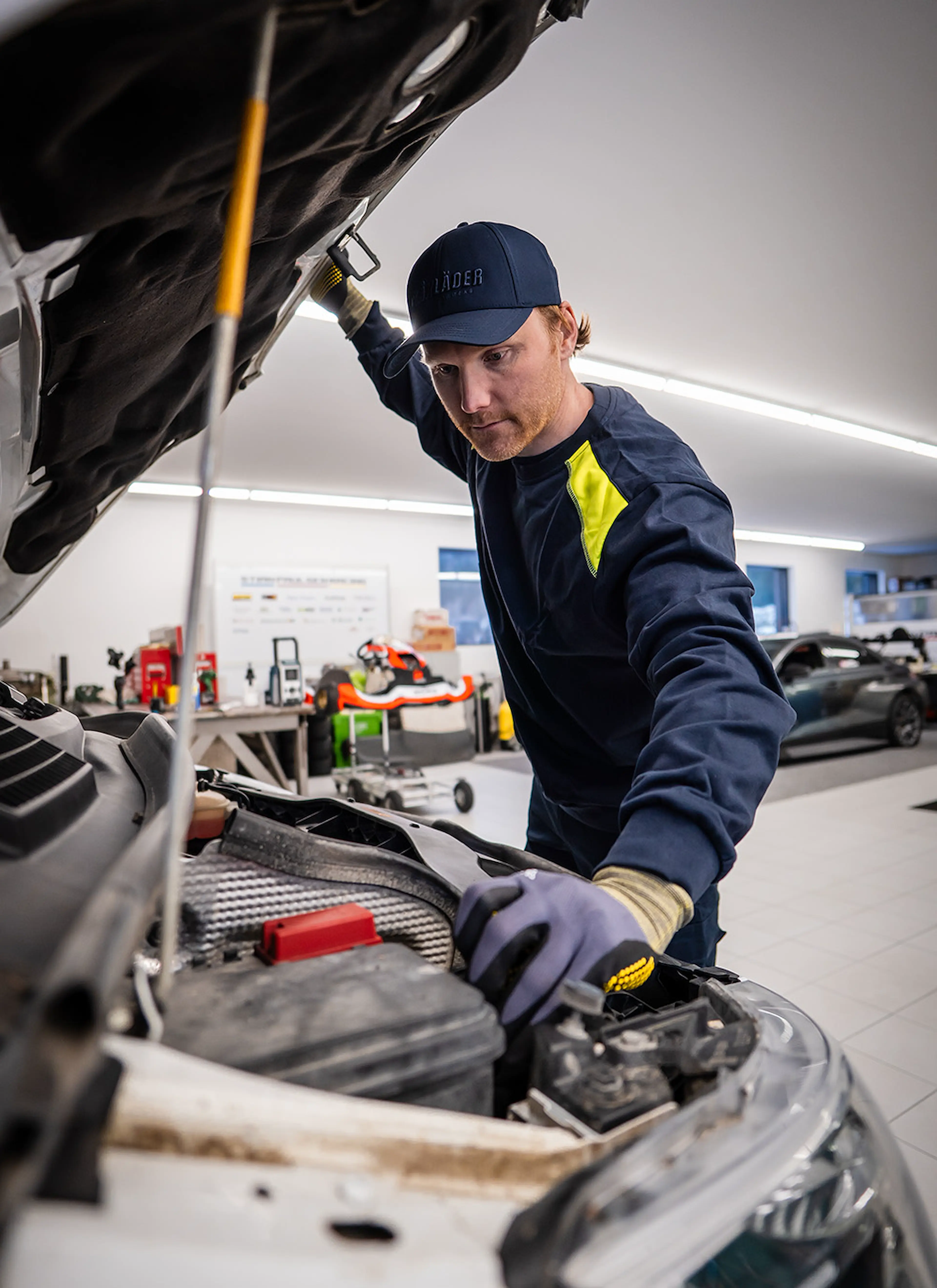 Mekaniker-hero-2-mobil