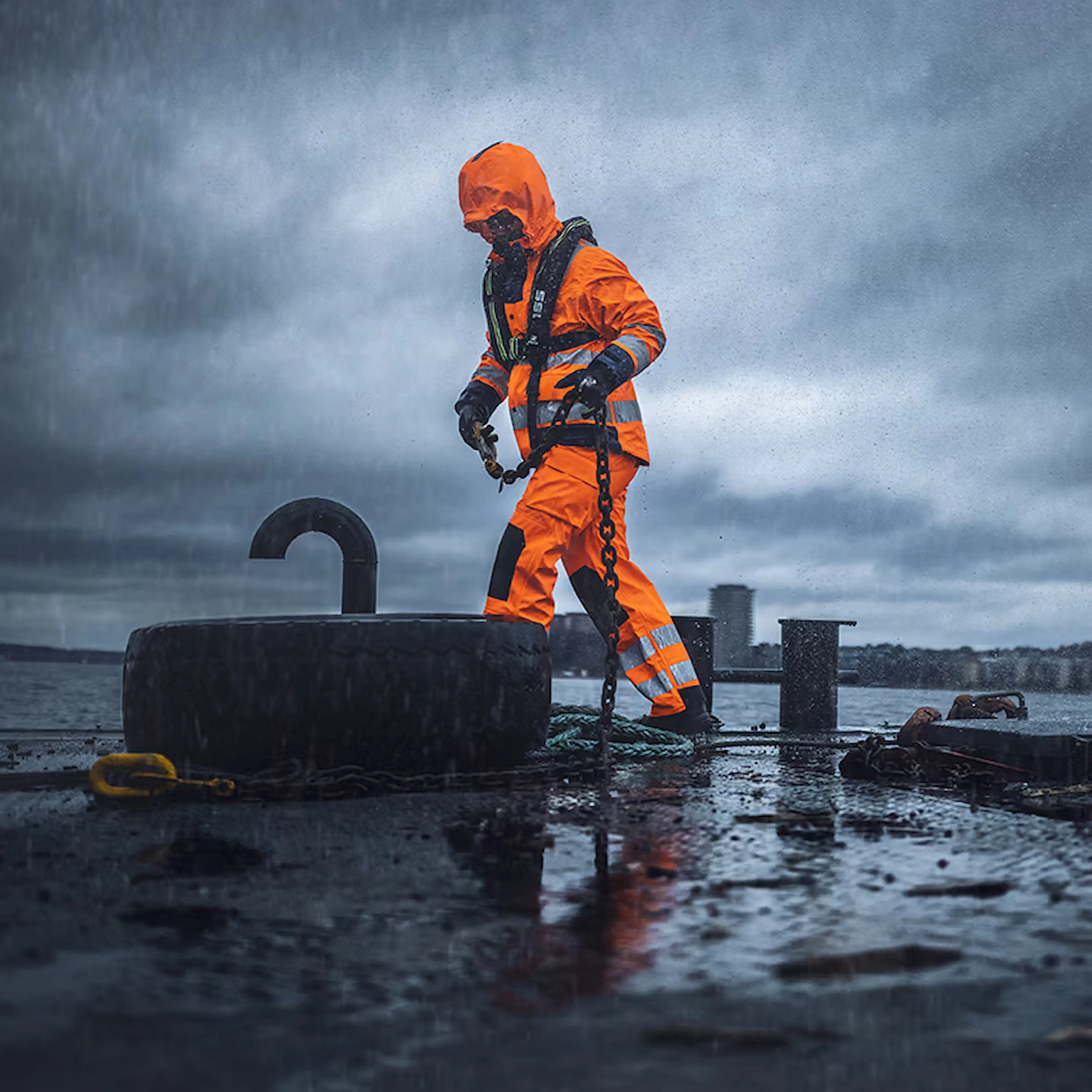 Highvis_Peab_Marine_13-800x800-1