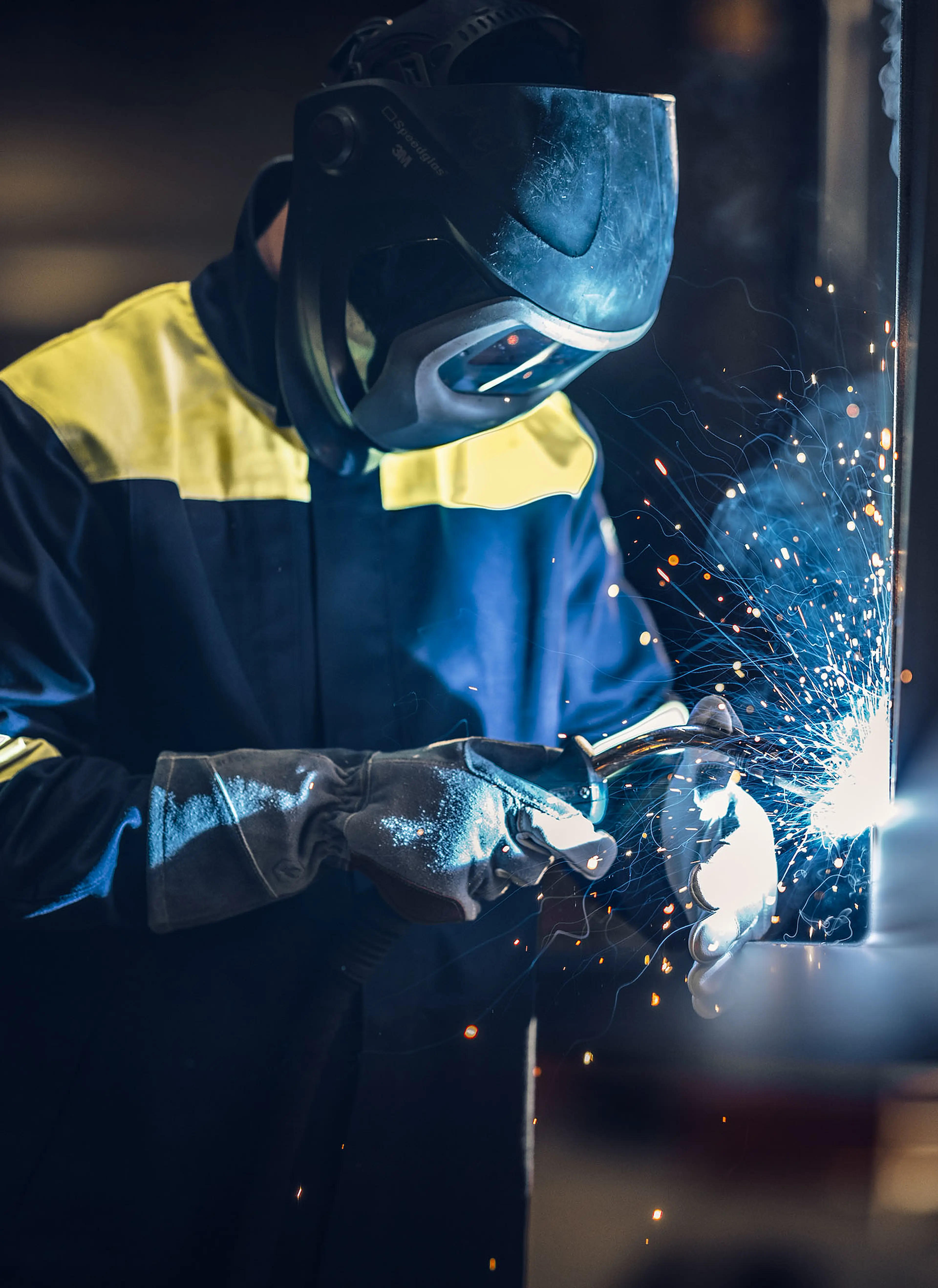 Glove_2842_Welding3_750x1030
