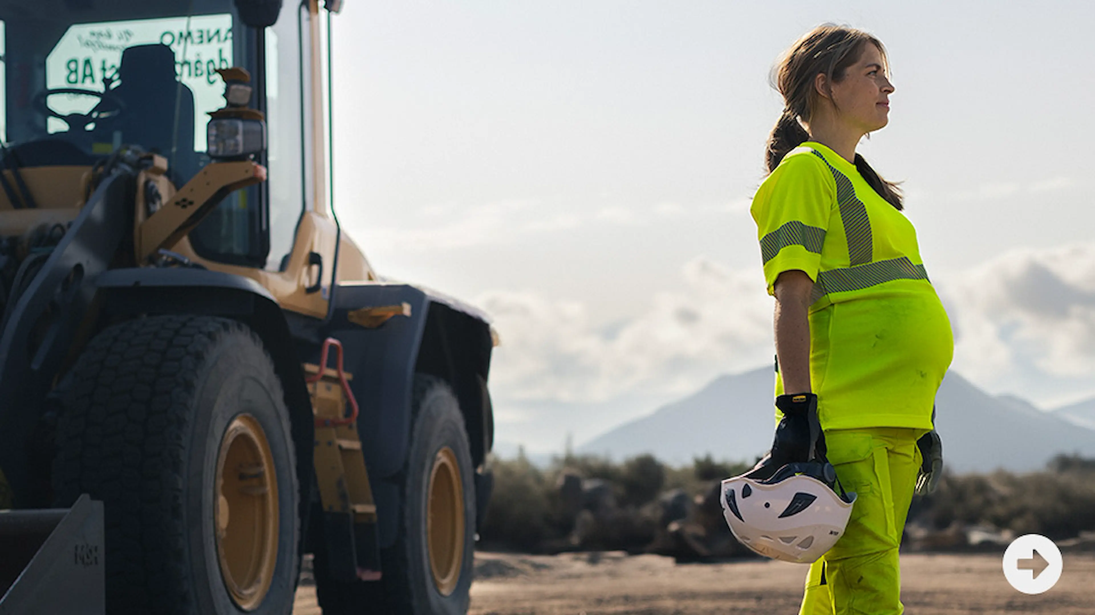 maternity_trouser_arrow_950x534-jpg