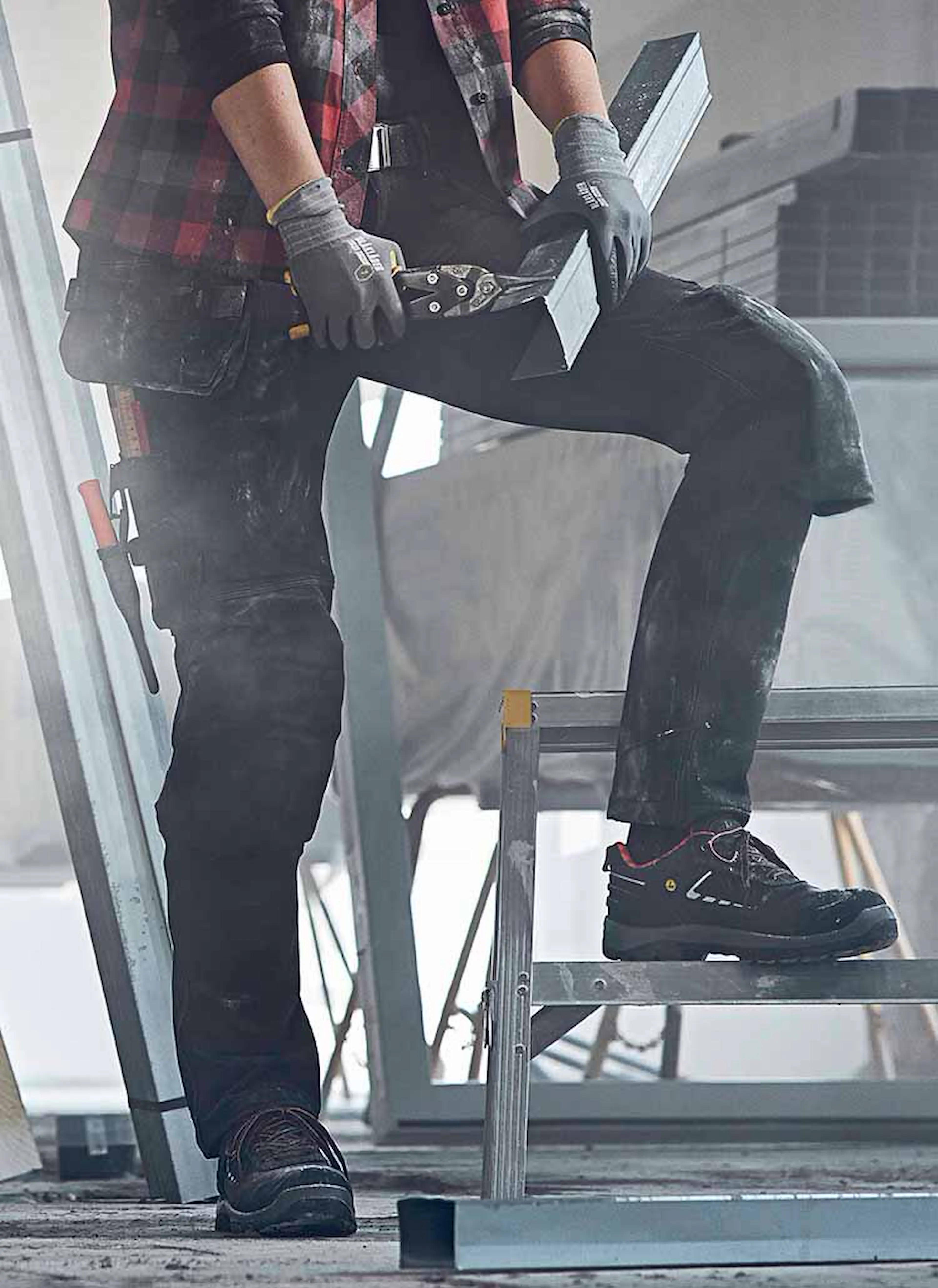 craftsman_woman_750x1030-jpg