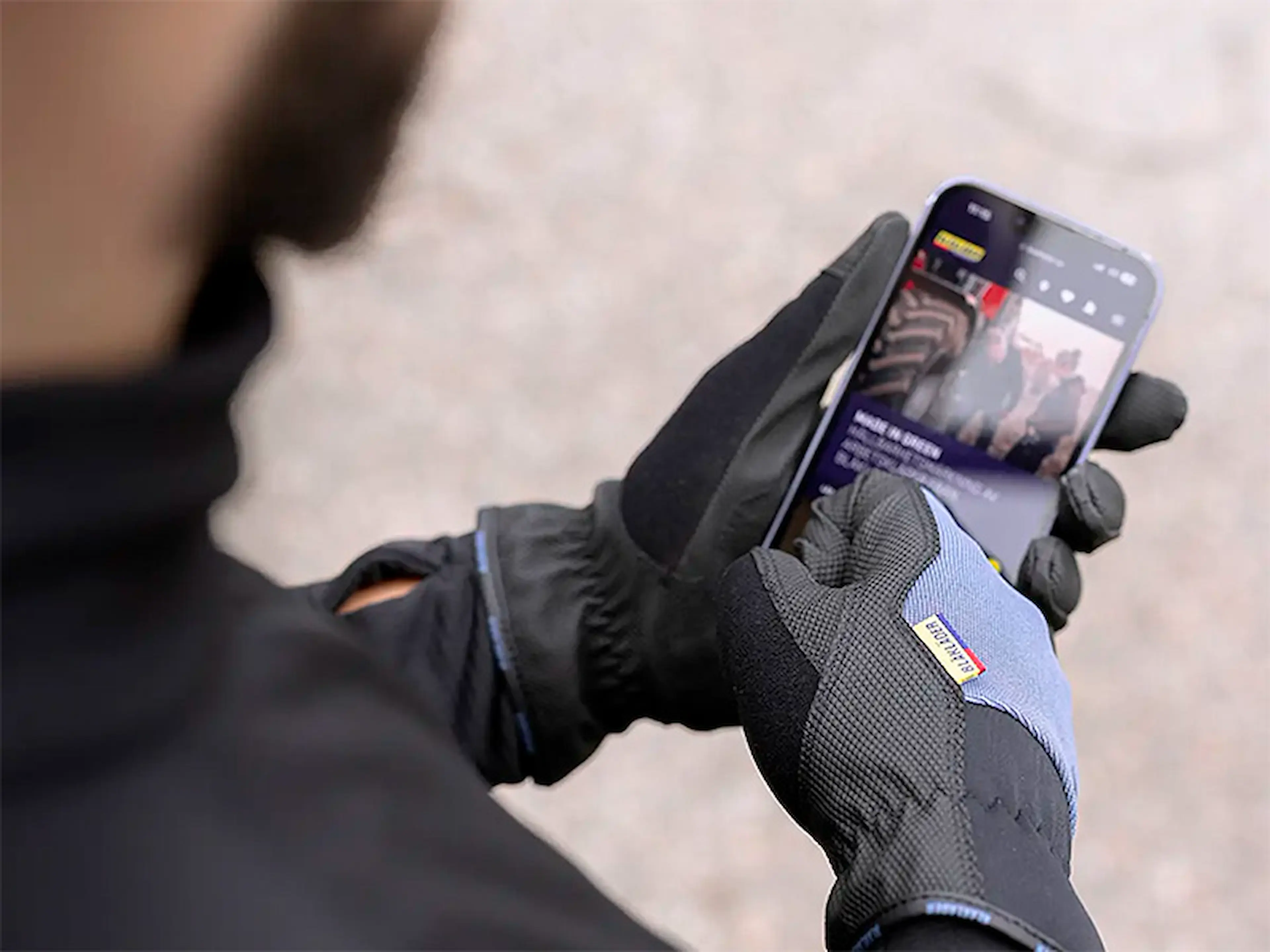 gloves_touchscreen_800x600