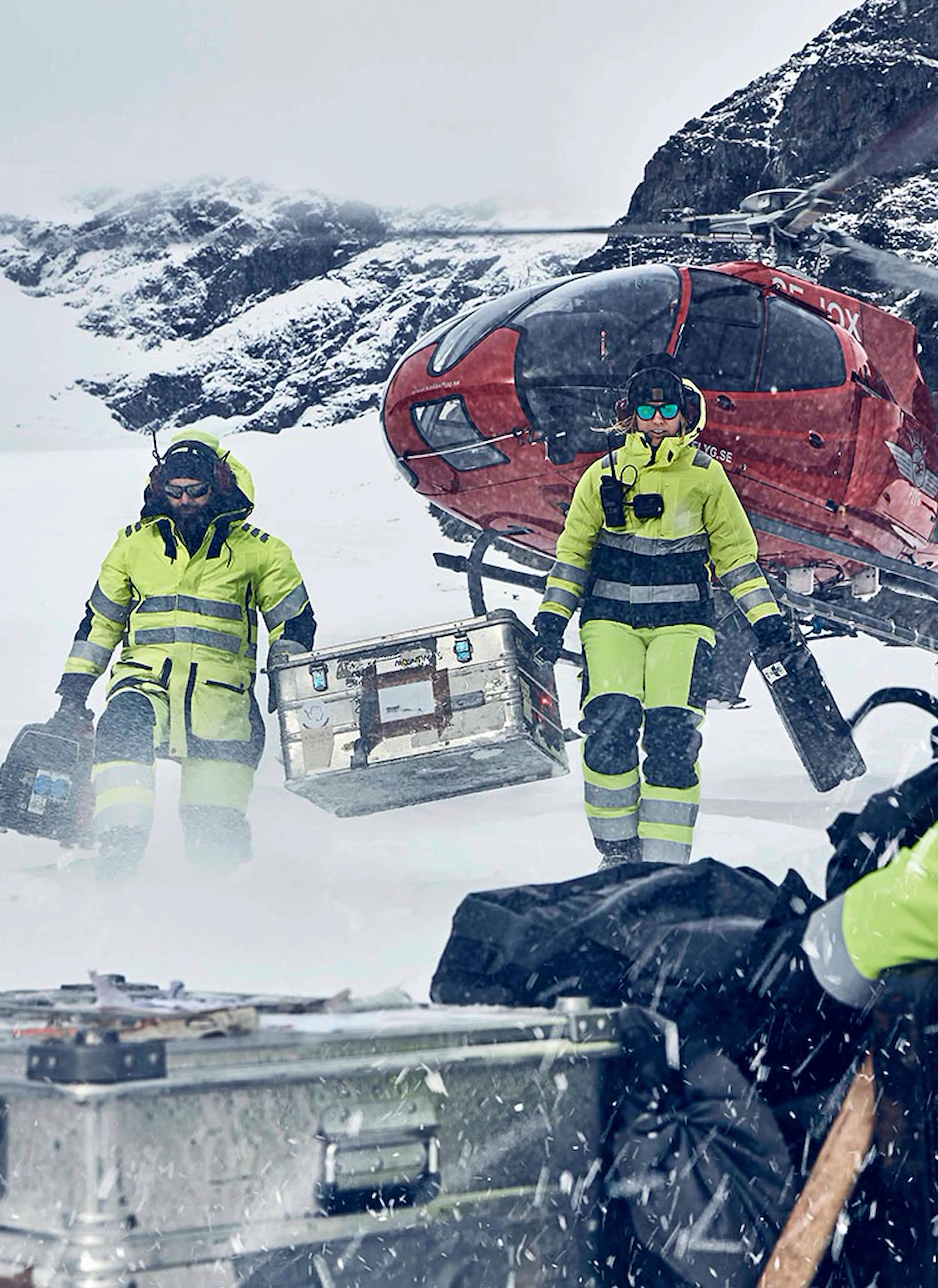 HIGHVIS_WINTER_750x1030