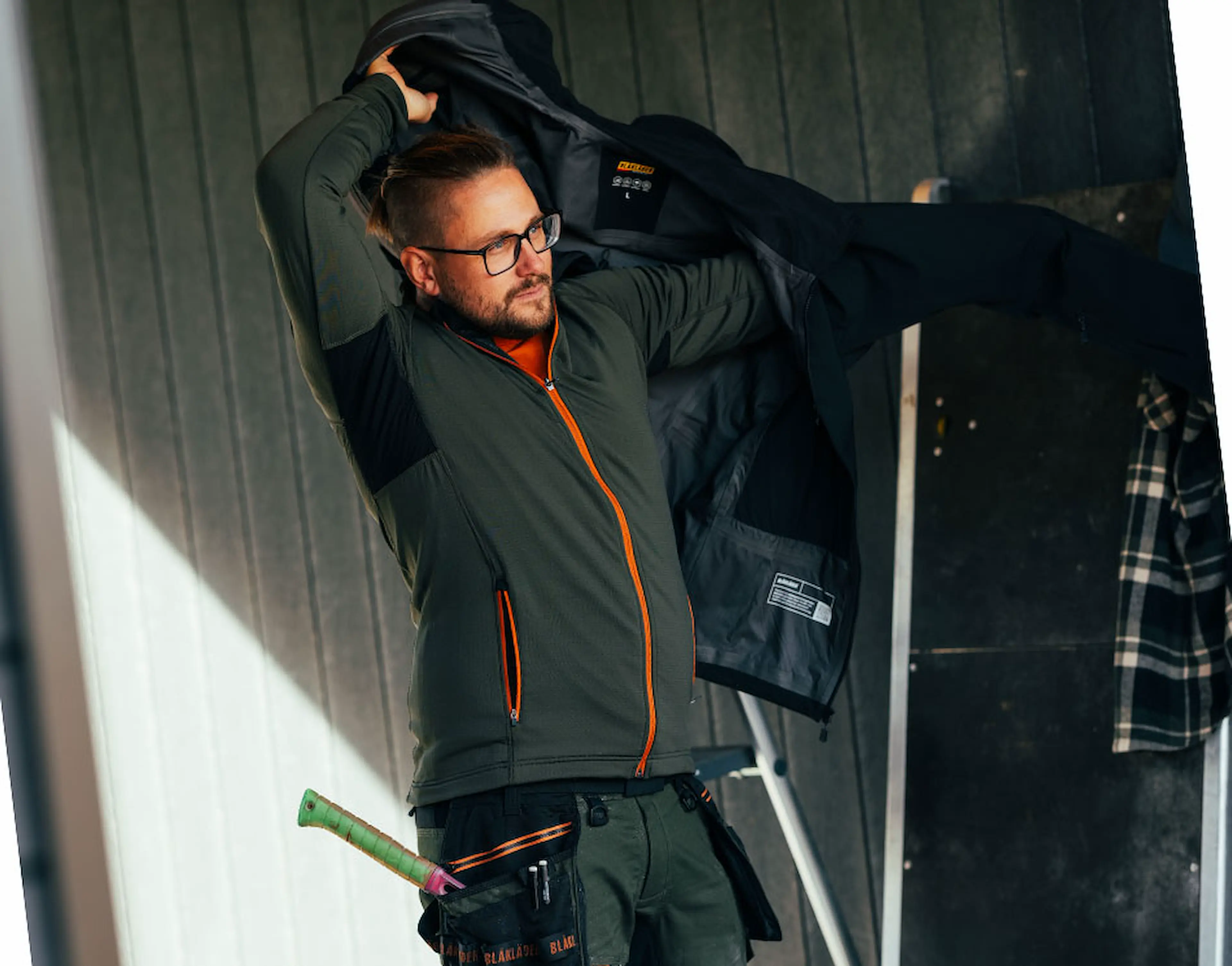 striker_fleece_4735_950x745