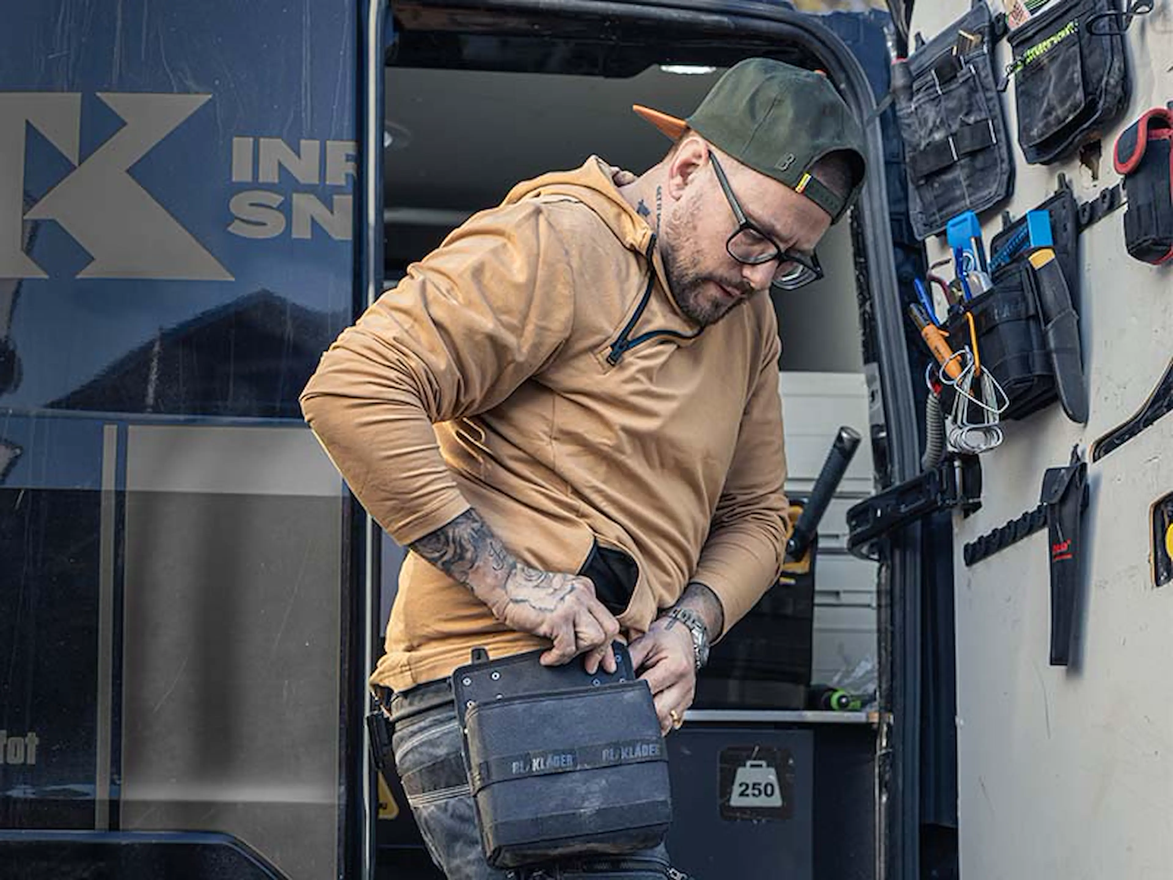 tim-toolrig-rig-your-car-800x600-1-jpg