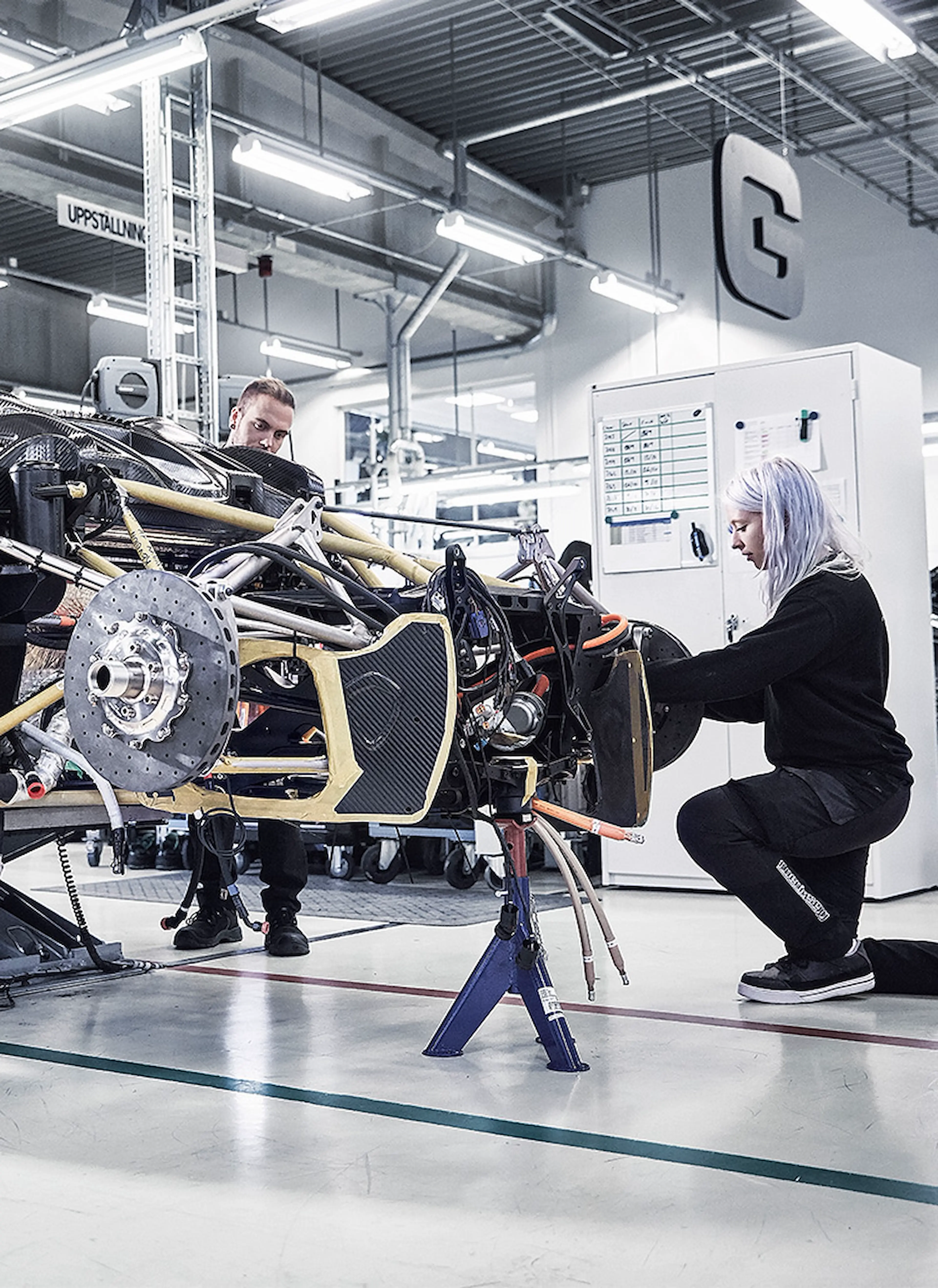 koenigsegg_service_750x1030