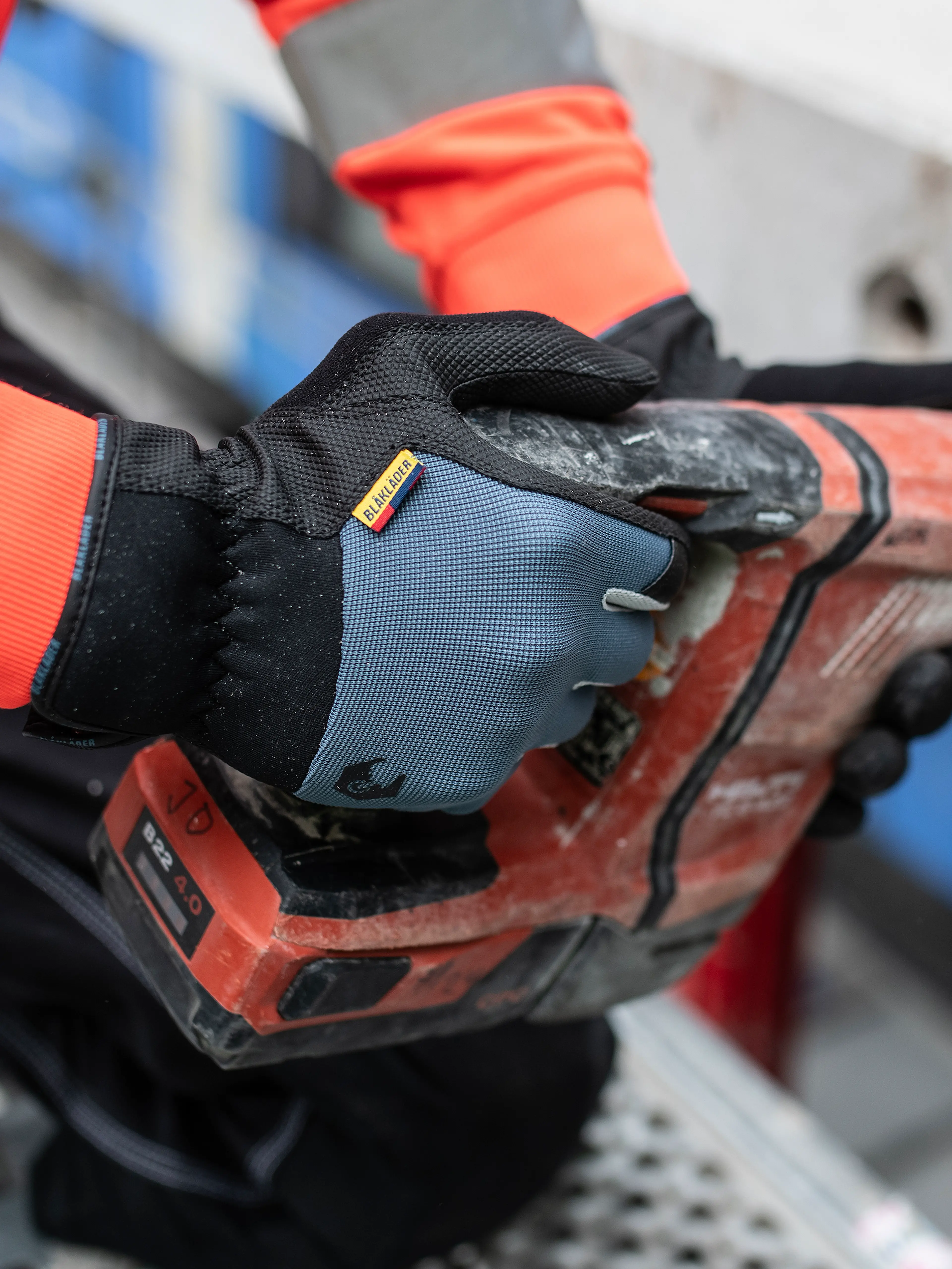 Gloves_Supreme-1800x2400px