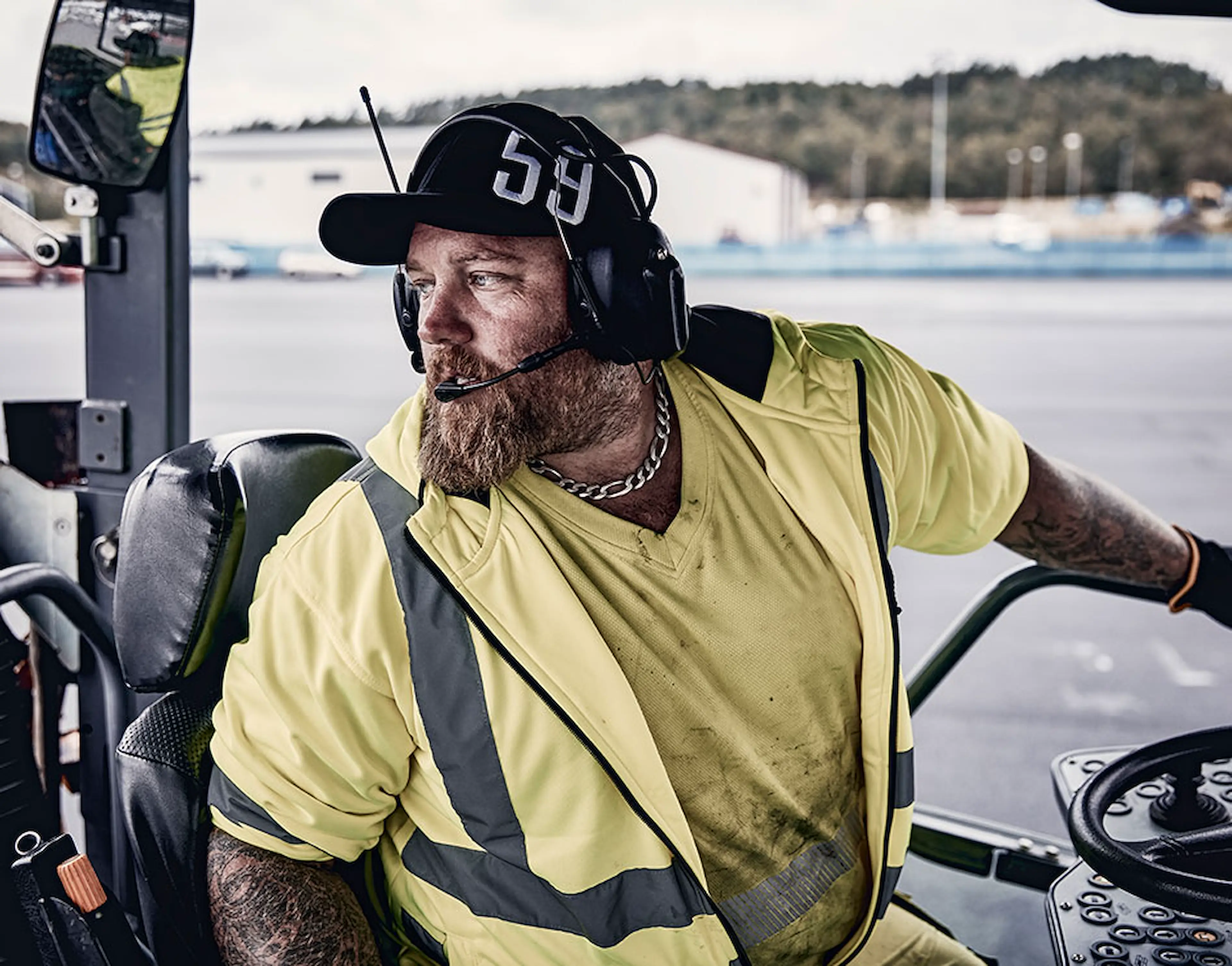 closeup_hivis_950x745-jpg
