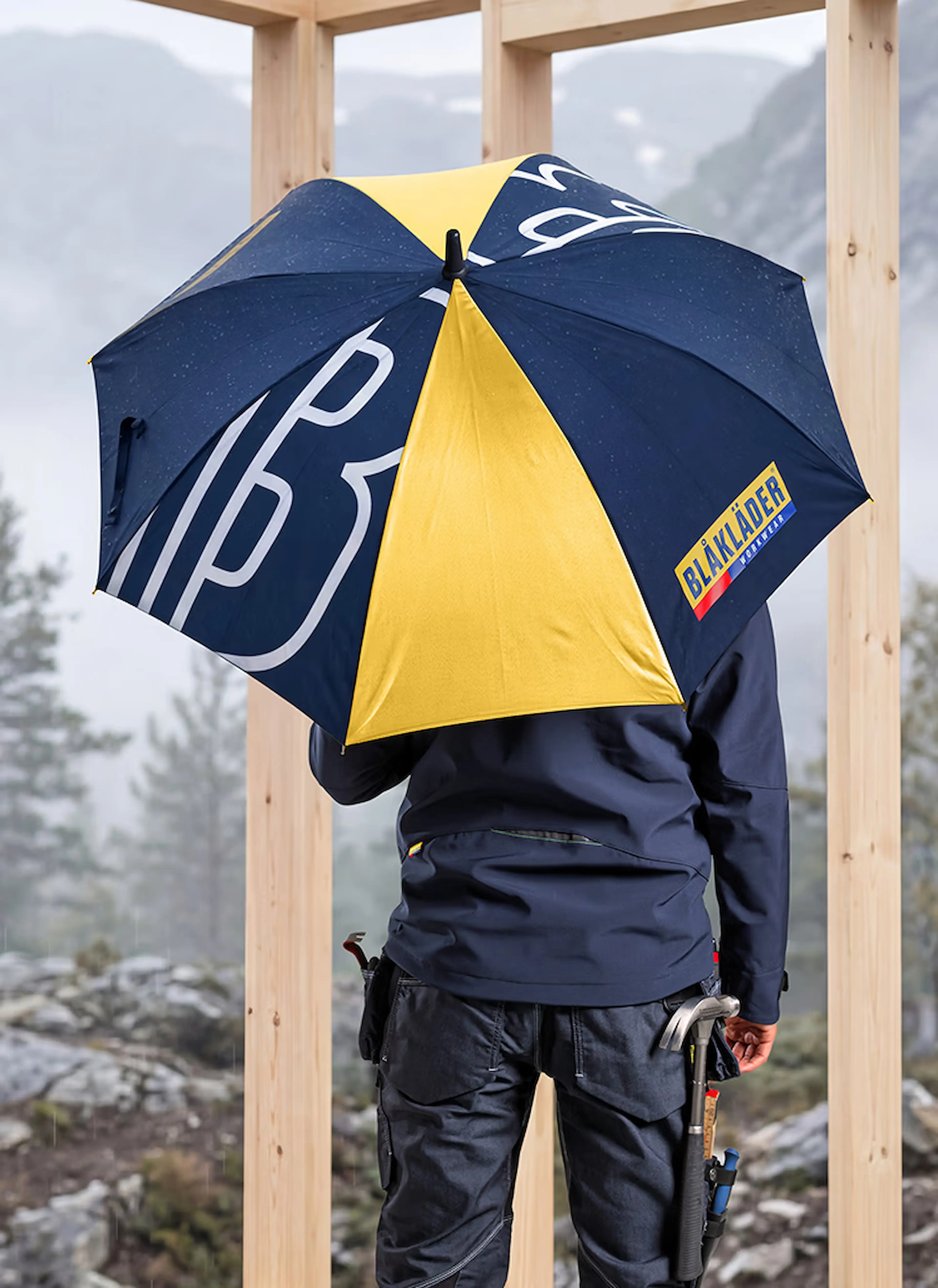 mobil_ecm_aw26_1500%e2%94%9cu2000_umbrella_image-avif